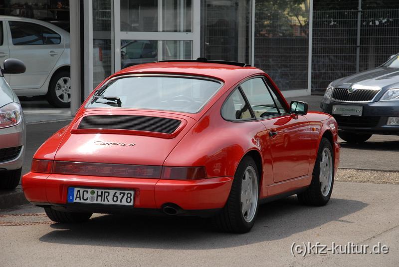 Porsche Zentrum Aachen 9026.JPG